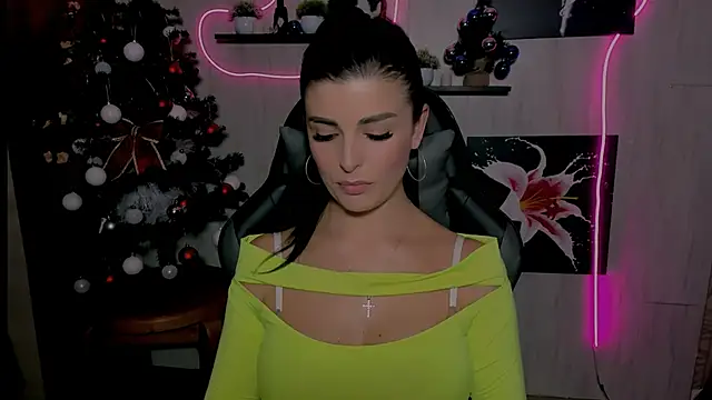 Snapshot of KayWuds chatting on December 2024 03:56:02 PM KayWuds online show from December 2024 03:56:02 PM