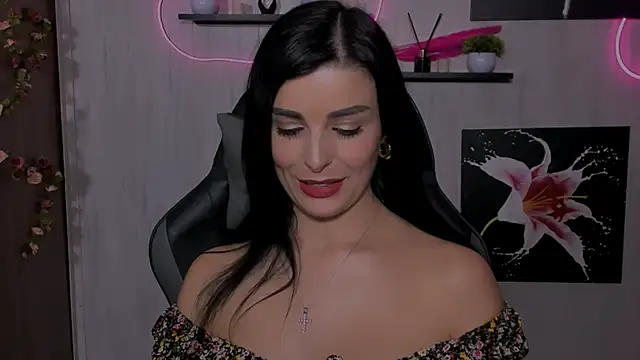 Snapshot of KayWuds chatting on January 2025 06:17:02 PM KayWuds online show from January 2025 06:17:02 PM