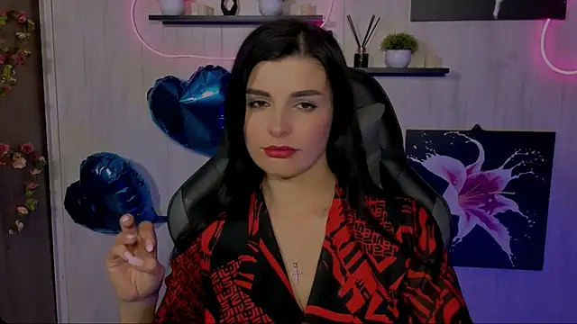 Snapshot of KayWuds chatting on January 2025 07:09:02 PM KayWuds online show from January 2025 07:09:02 PM