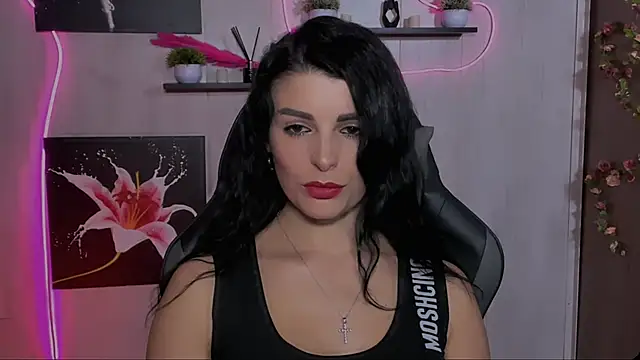 Snapshot of KayWuds chatting on February 2025 03:00:01 PM KayWuds online show from February 2025 03:00:01 PM