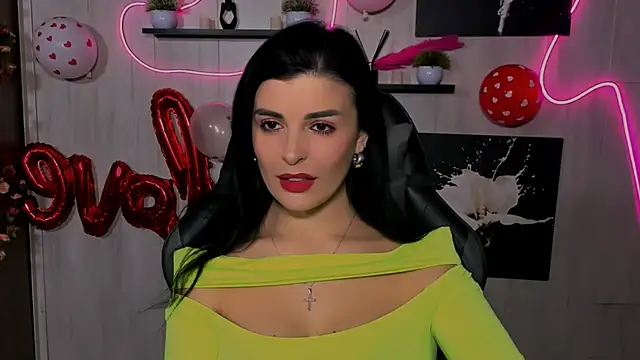 Snapshot of KayWuds chatting on February 2025 06:28:01 AM KayWuds online show from February 2025 06:28:01 AM