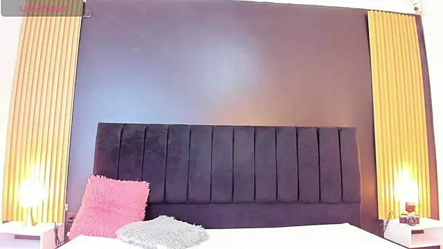 Snapshot of sweetsofia18 chatting on March 2025 10:28:01 AM sweetsofia18 online show from March 2025 10:28:01 AM
