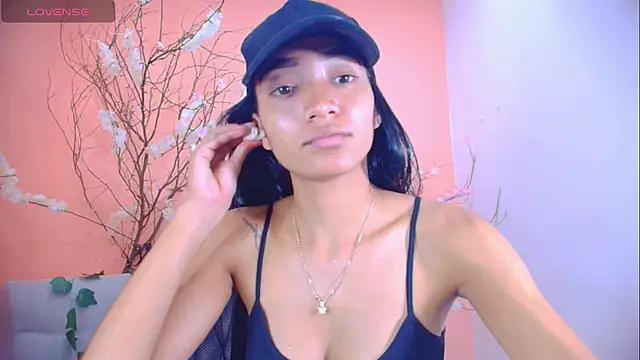 Snapshot of Charlotte_Love10 chatting on November 2025 12:10:02 PM Charlotte Love10 online show from November 2025 12:10:02 PM