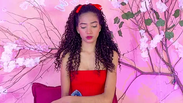 Snapshot of Charlotte_Love10 chatting on July 2026 11:22:01 PM Charlotte Love10 online show from July 2026 11:22:01 PM