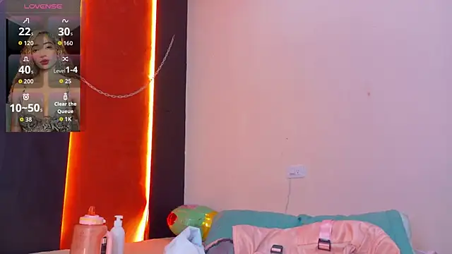 Snapshot of Charlotte_Love10 chatting on February 2026 11:34:02 AM Charlotte Love10 online show from February 2026 11:34:02 AM