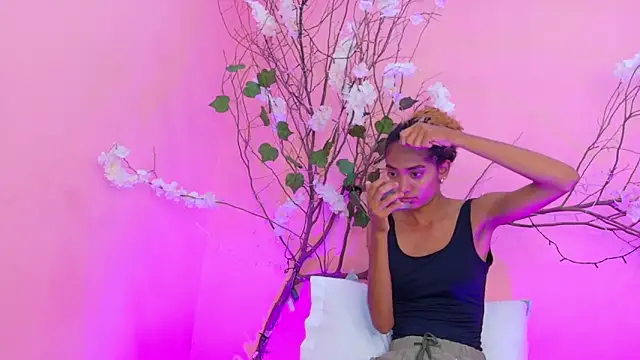 Charlotte Love10 online show from March 2026 11:39:02 AM