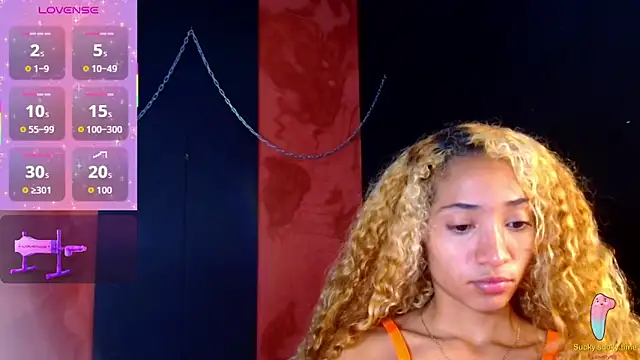 Charlotte Love10 online show from October 2025 11:33:02 AM