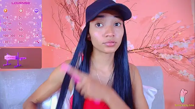 Snapshot of Charlotte_Love10 chatting on November 2025 08:58:01 PM Charlotte Love10 online show from November 2025 08:58:01 PM