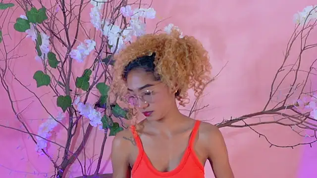 Charlotte Love10 online show from March 2026 12:08:02 PM