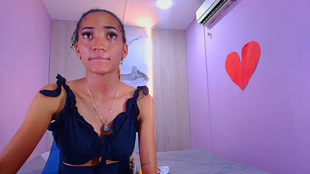 Charlotte Love10 online show from March 2025 11:15:01 PM