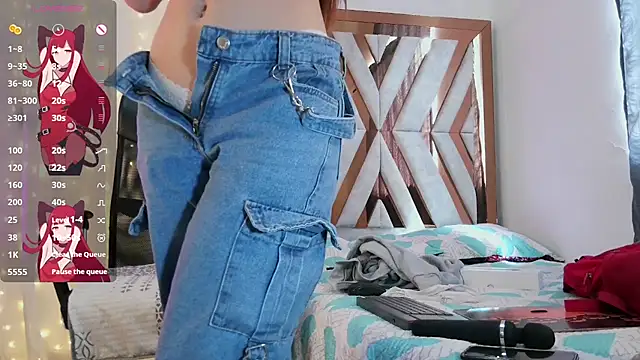 littleayshel online show from March 2025 02:17:01 PM