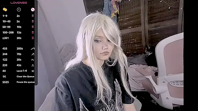 madokapruriens online show from October 2025 10:21:01 PM