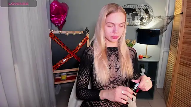 Aria69Stars online show from October 2025 03:45:02 PM