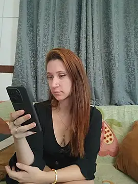 Snapshot of Khalee_si chatting on May 2026 08:06:02 PM Khalee si online show from May 2026 08:06:02 PM