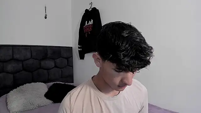 J u p i t e r online show from December 2024 01:07:02 PM