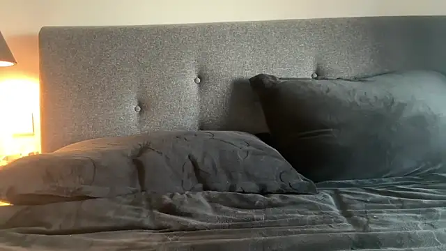 Leylah Linda online show from February 2026 09:31:02 AM