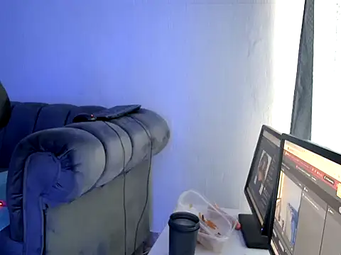 Pearl 00 online show from March 2026 12:22:02 PM