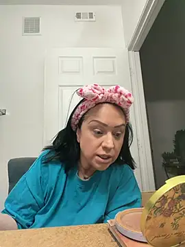 Snapshot of AlyssiaAmoreXO chatting on February 2026 05:46:02 PM AlyssiaAmoreXO online show from February 2026 05:46:02 PM