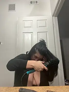 Snapshot of AlyssiaAmoreXO chatting on February 2026 04:57:02 PM AlyssiaAmoreXO online show from February 2026 04:57:02 PM