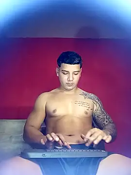 Snapshot of paul_luis chatting on September 2025 11:00:01 PM paul luis online show from September 2025 11:00:01 PM