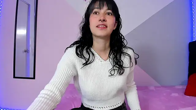 Camcrush   online show from September 2025 02:29:02 PM