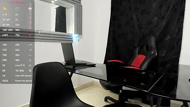 ValentinaThomas online show from September 2025 07:40:02 PM