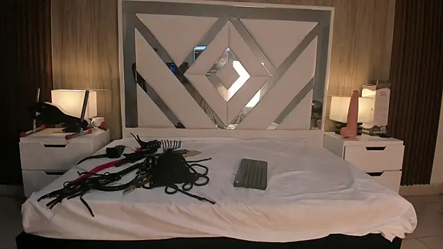 Snapshot of ValentinaThomas chatting on October 2025 07:47:02 PM ValentinaThomas online show from October 2025 07:47:02 PM