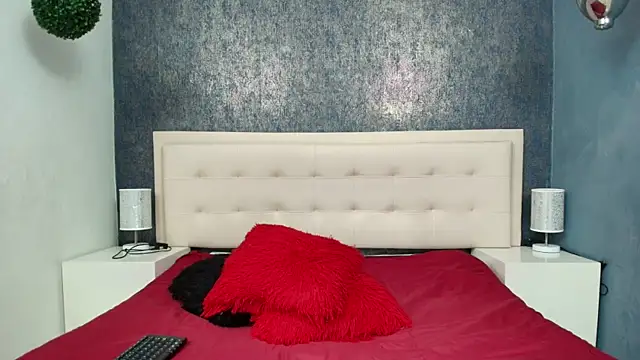 Celestial Queen  online show from March 2026 02:40:02 PM