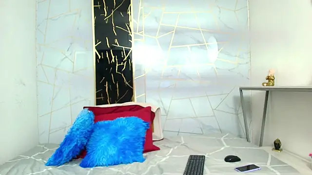 Celestial Queen  online show from April 2026 12:31:02 PM