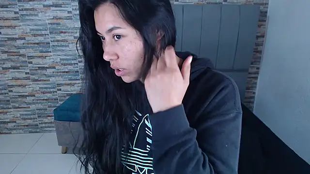  joy yva online show from October 2025 09:04:02 PM