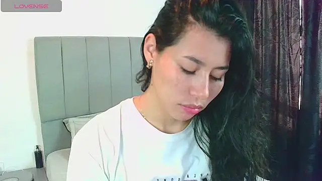  joy yva online show from December 2024 02:42:02 PM