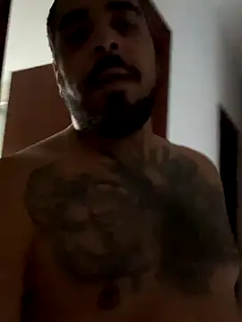 Dikkiduohottt online show from October 2025 03:35:01 PM