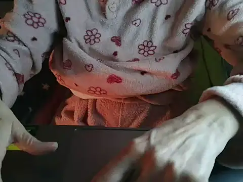 VeneRed online show from March 2026 08:58:02 PM