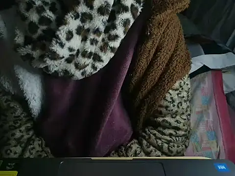 VeneRed online show from March 2026 11:13:01 PM