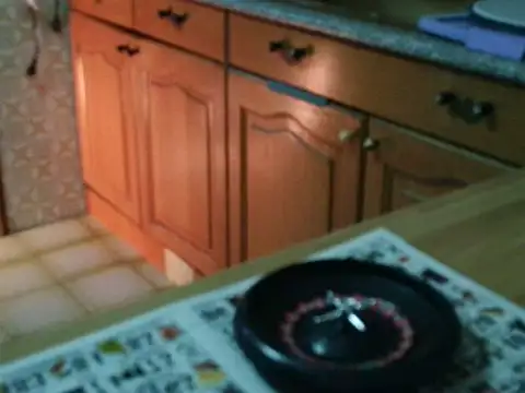 VeneRed online show from November 2025 06:30:01 PM