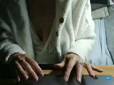 VeneRed online show from May 2026 07:51:02 PM