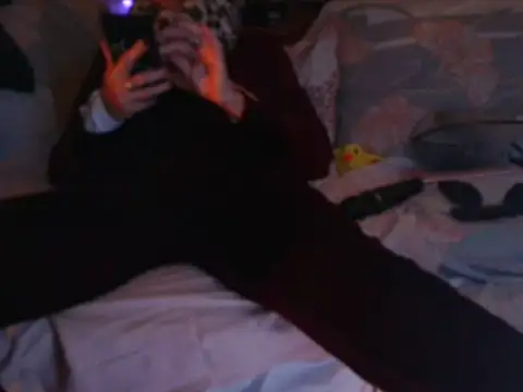 VeneRed online show from November 2025 07:03:02 PM