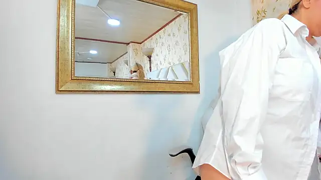 MalorySweet online show from September 2025 12:27:01 PM