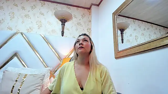 MalorySweet online show from May 2026 11:58:01 AM