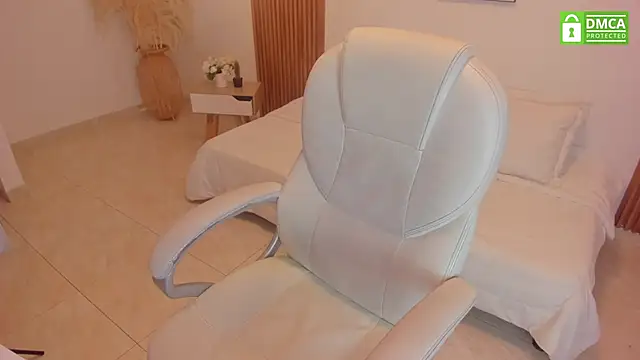 noahdarkdoll  online show from February 2025 05:53:02 AM