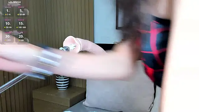 doll bella  online show from April 2026 07:54:01 PM