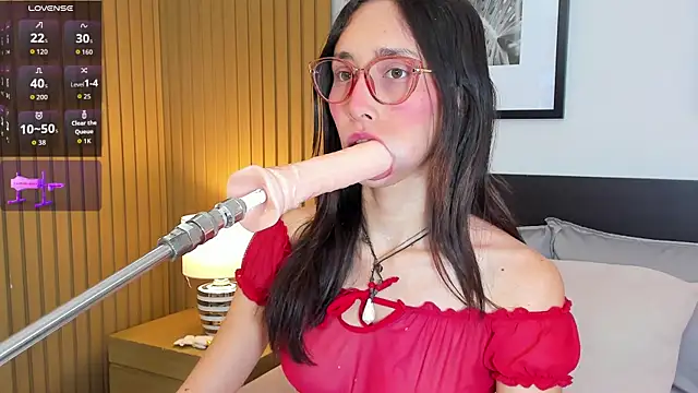 doll bella  online show from April 2026 07:58:02 PM