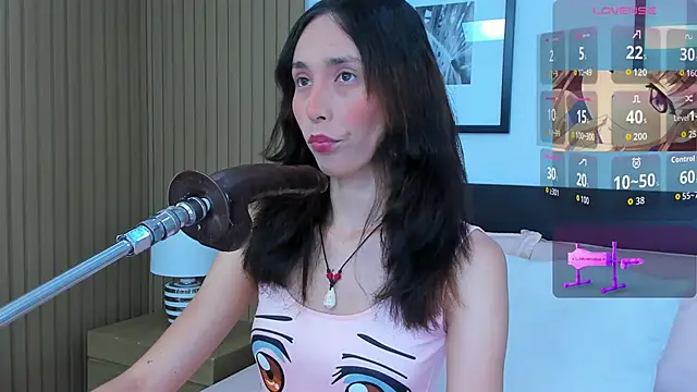 Snapshot of doll_bella_ chatting on September 2025 07:42:02 PM doll bella online show from September 2025 07:42:02 PM