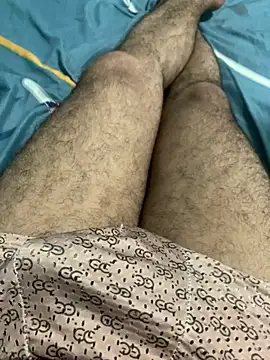 desiduzz21 online show from December 2024 05:33:02 PM