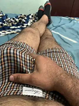 desiduzz21 online show from December 2024 09:40:01 PM