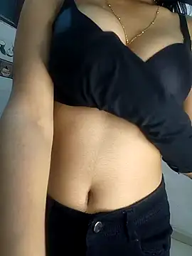 Snapshot of Cute_ritu0 chatting on February 2025 02:02:02 PM Cute ritu0 online show from February 2025 02:02:02 PM