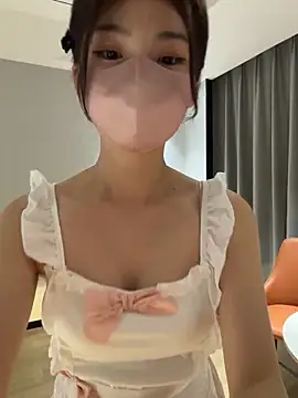 Snapshot of GouGou-111 chatting on May 2026 02:27:01 PM GouGou-111 online show from May 2026 02:27:01 PM