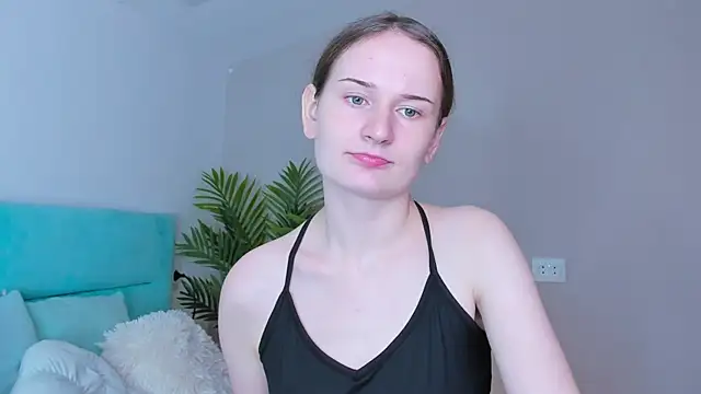 L1ittle kitty  online show from December 2025 06:56:02 AM