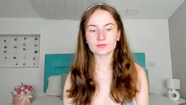L1ittle kitty  online show from September 2025 05:01:02 AM