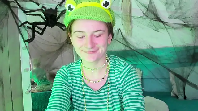 L1ittle kitty  online show from October 2025 06:25:02 AM